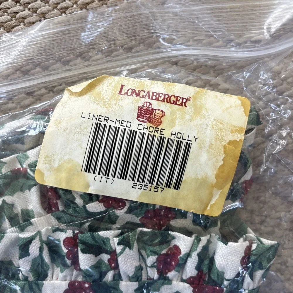 Longaberger Liner Med Chore Traditional Holly #235157